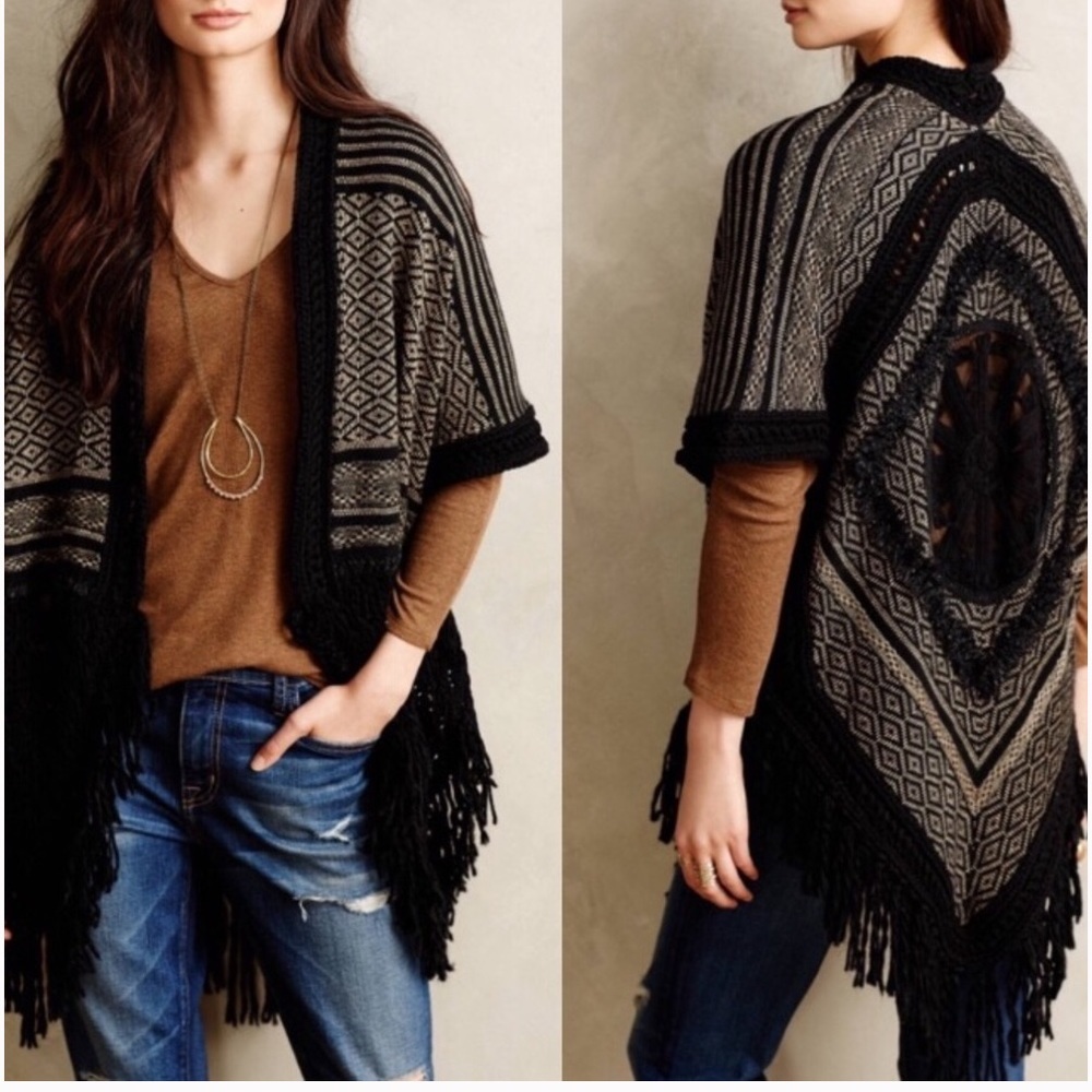 Anthropologie Angel of the North Chapalo Poncho Z20-1